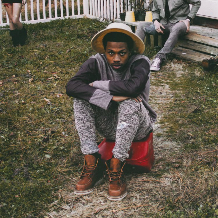  Raury unveils emotional new track Fly